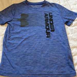 Boys Under Armour athletic short sleeve shirt.